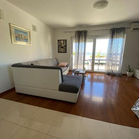 Apartman Mila Lägenhet Kaštela Exteriör bild