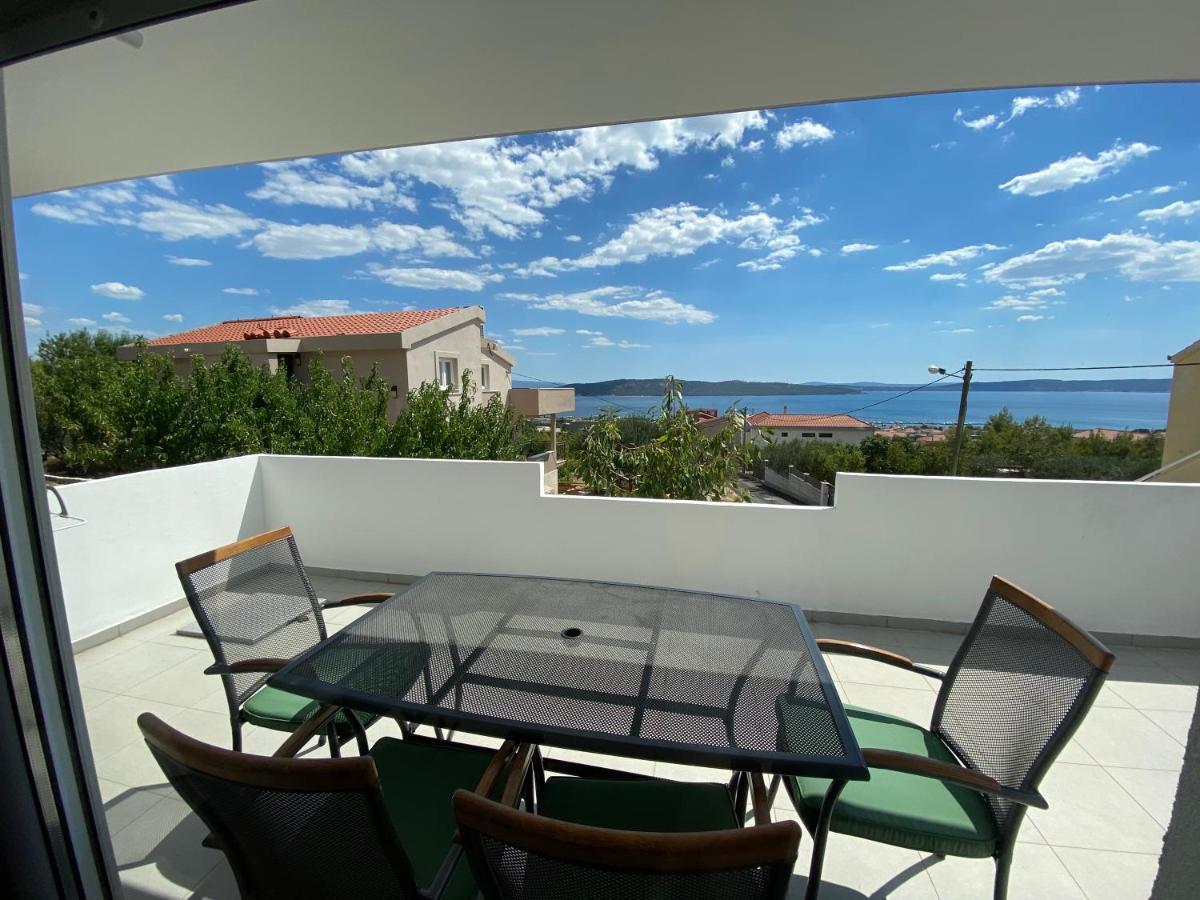 Apartman Mila Lägenhet Kaštela Exteriör bild